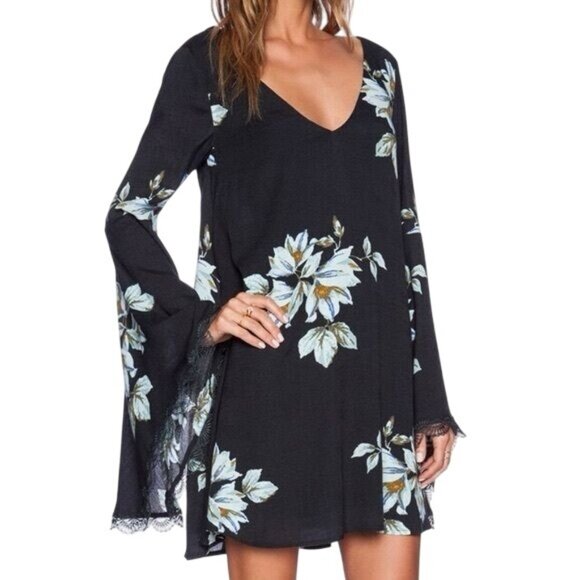 Free People Floral Print Lace Trim Bell Sleeve Mini Shift Dress S| Whimsigoth FP - Picture 10 of 16
